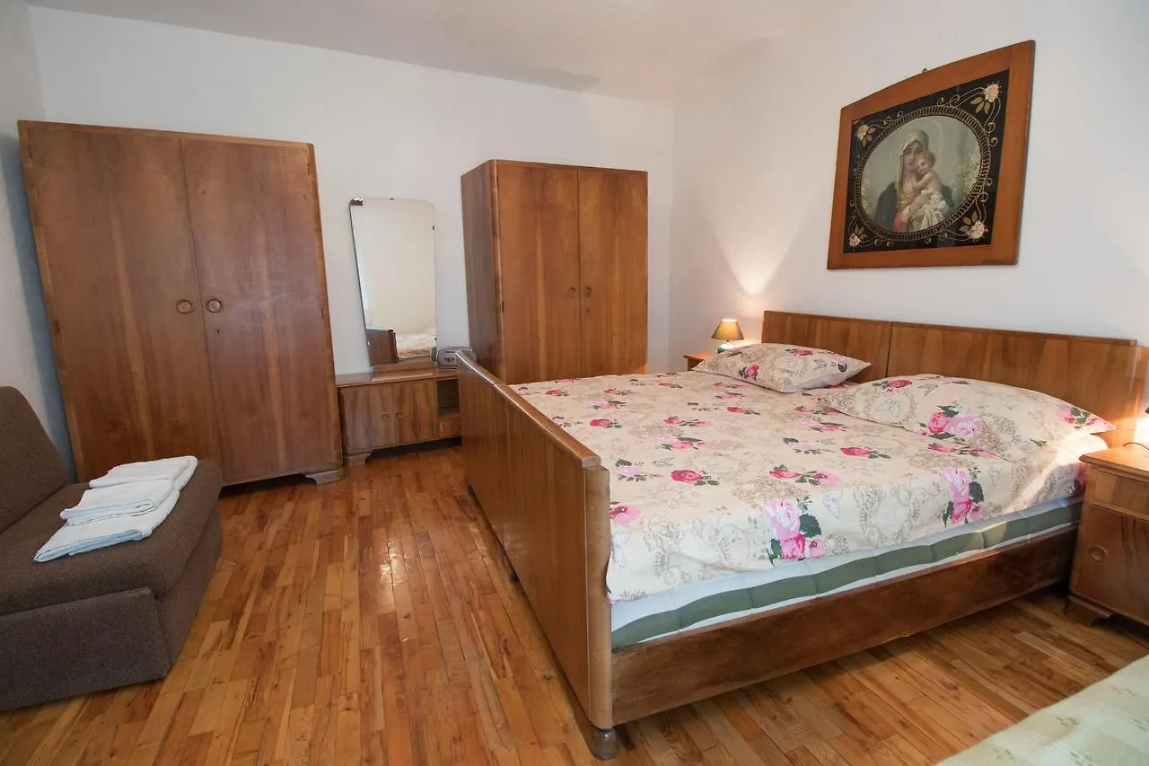 Apartment Miroslav Novi Vinodolski 0*,
